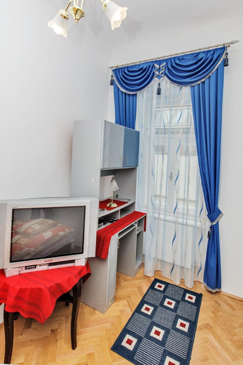 Arany Csillag Apartman Eger Buitenkant foto